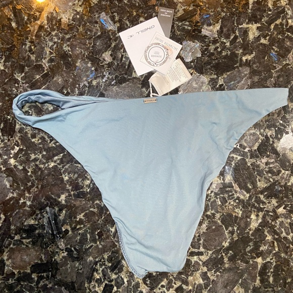 NET O’Neill bikini bottoms - Picture 4 of 5